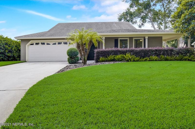 344 Lazy Meadow Dr E, Jacksonville, FL 32225