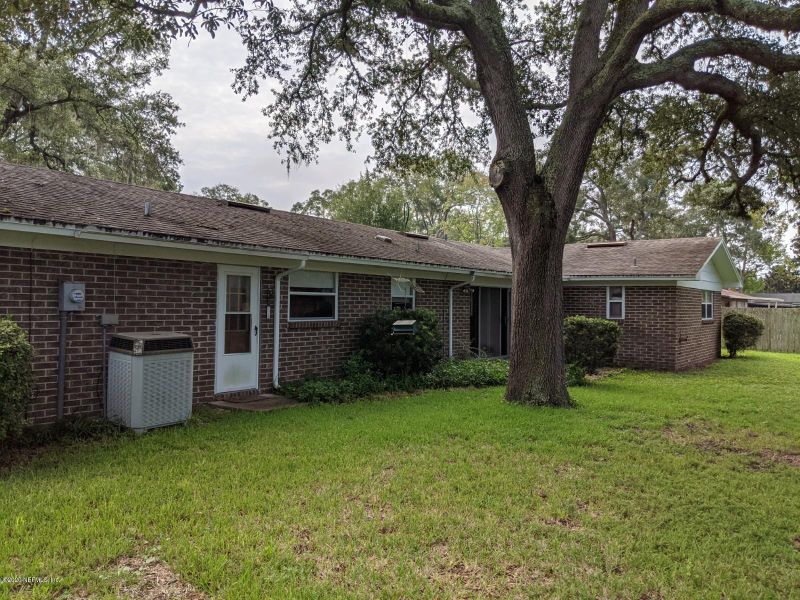 3465 Red Oak Cir E, Orange Park, FL 32073