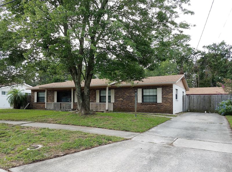 3474 Simca Dr W, Jacksonville, FL 32277