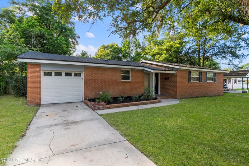 3474 Thornhill Dr, Jacksonville, FL 32277
