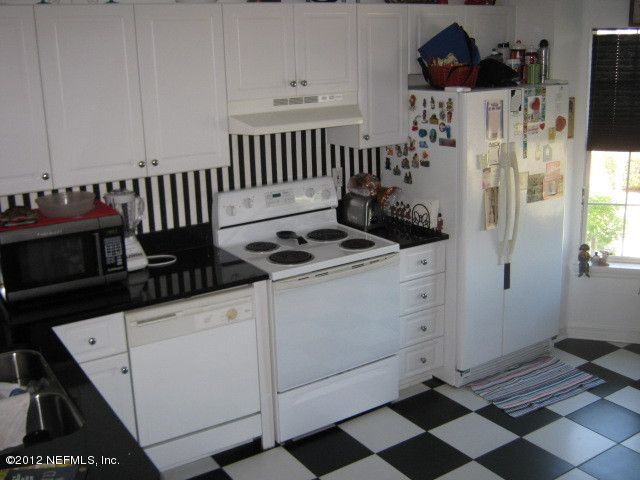 348 Ashley St E, Jacksonville, FL 32202
