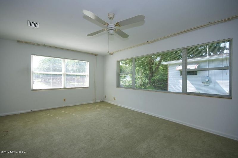 3488 Jacqueline Dr, Jacksonville, FL 32277