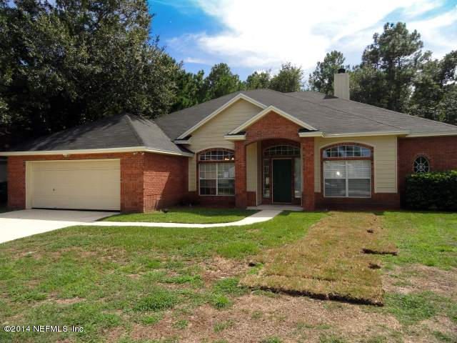 349 Maplewood Dr, St Johns, FL 32259
