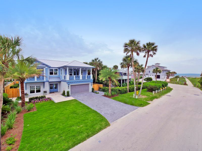 35 37th Ave S, Jacksonville Beach, FL 32250
