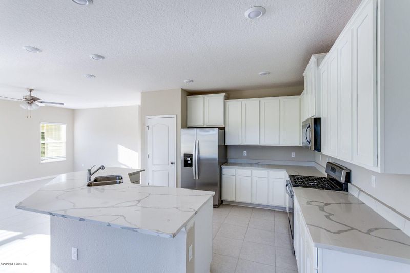 35 Brybar Dr, St Augustine, FL 32095