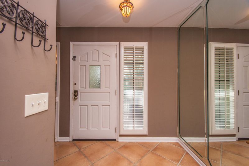35 S Sea Winds Ln, Ponte Vedra Beach, FL 32082