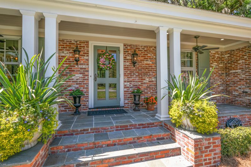 3518 Hilliard Rd, Jacksonville, FL 32217