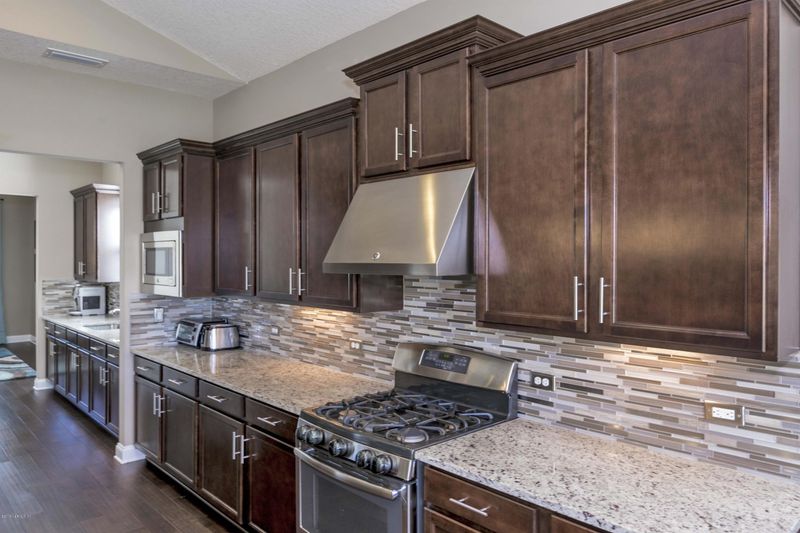 3519 Crossview Dr, Jacksonville, FL 32224