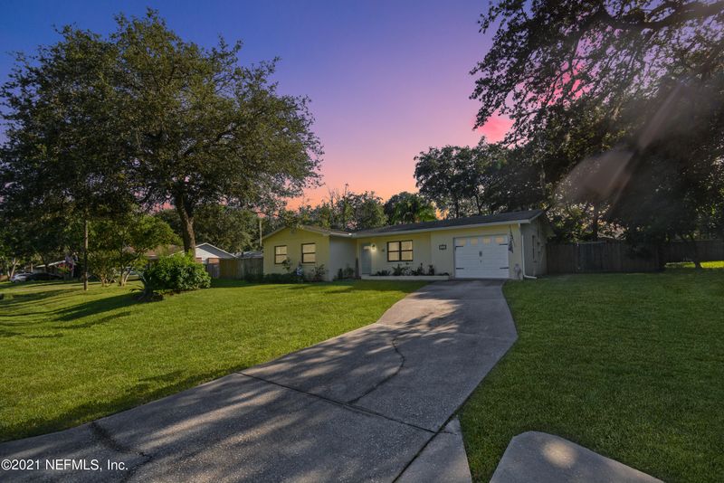 352 Jasmine Rd, St Augustine, FL 32086