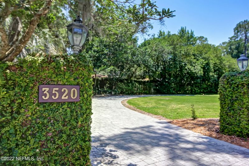 3520 Point Pleasant Rd, Jacksonville, FL 32217
