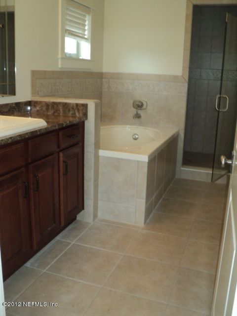 353 Ahern St, Atlantic Beach, FL 32233