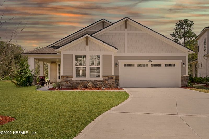 353 Oak Shadow Pl, St Johns, FL 32259
