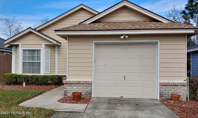 3530 Caroline Vale Blvd, Jacksonville, FL 32277