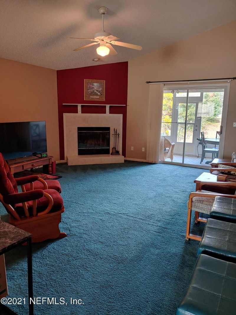3530 Caroline Vale Blvd, Jacksonville, FL 32277