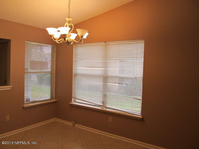 3532 Rain Forest Dr W, Jacksonville, FL 32277