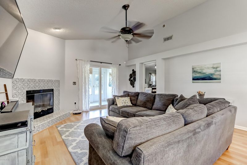 3535 Uphill Ter, Jacksonville, FL 32225