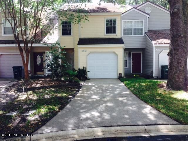 3542 Chestnut Hill Ct, Jacksonville, FL 32223