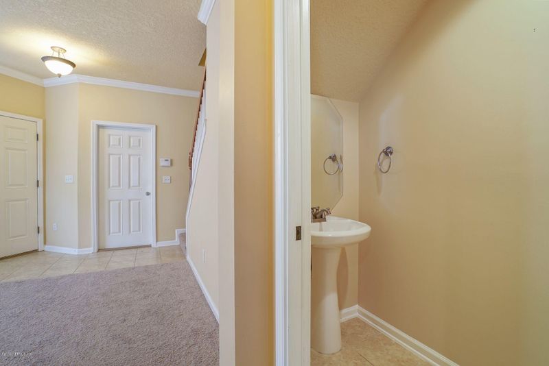 3542 Hartsfield Forest Cir, Jacksonville, FL 32277