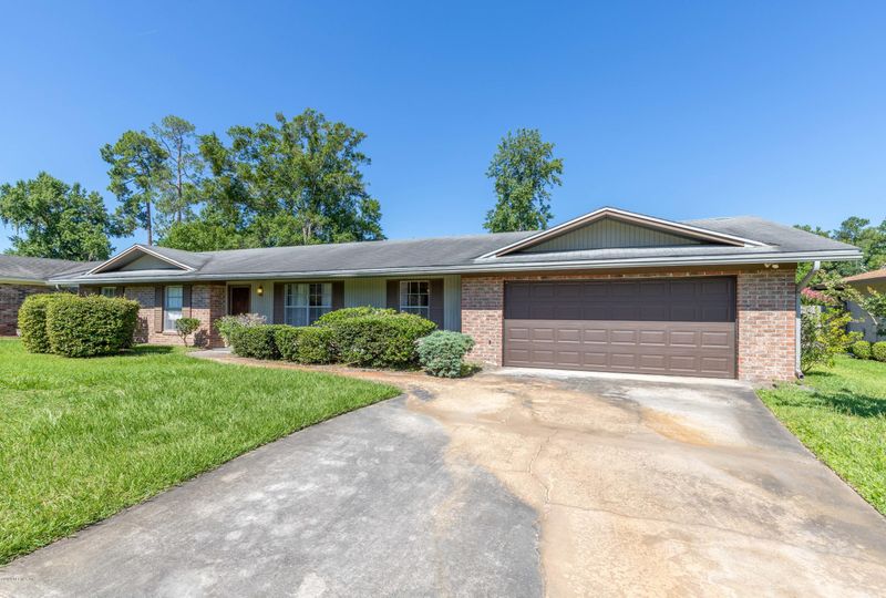 3544 Bateau Rd W, Jacksonville, FL 32216