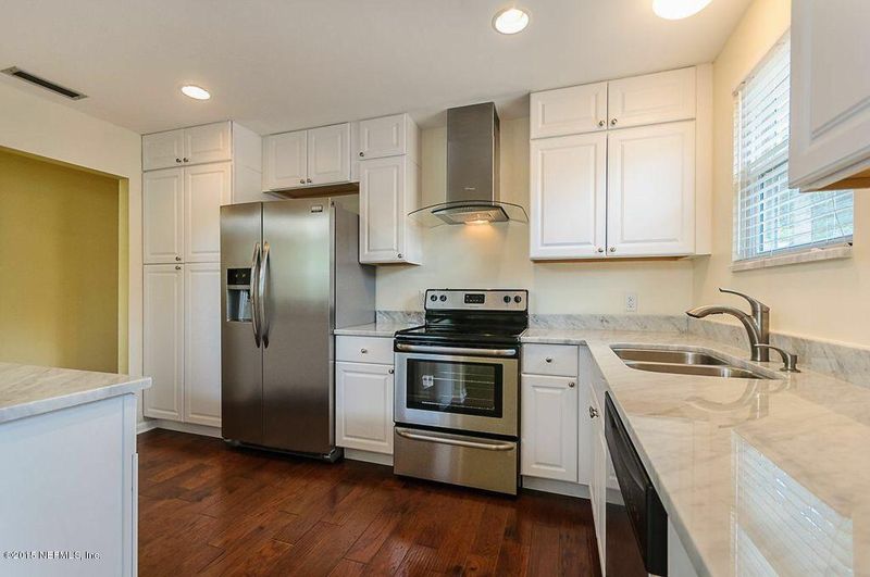 356 Oleander St, Neptune Beach, FL 32266