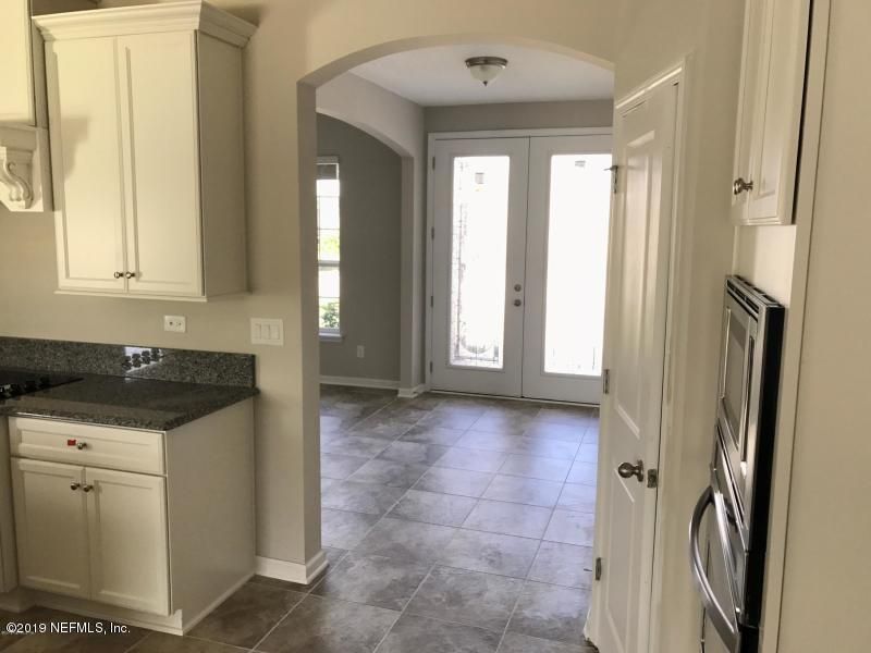 357 Willow Lake Dr, St Augustine, FL 32092