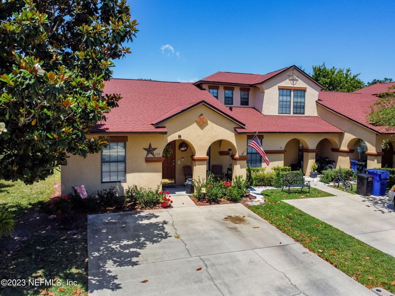 359 Redwood Ln, St Johns, FL 32259
