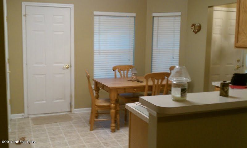 359 Summit Dr, Orange Park, FL 32073