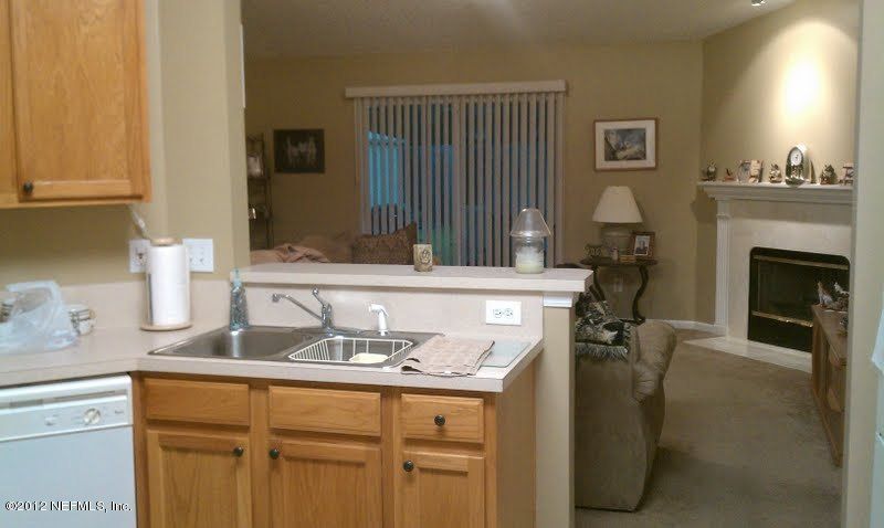 359 Summit Dr, Orange Park, FL 32073