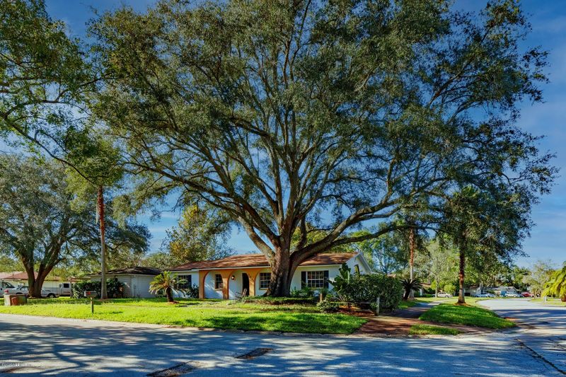 3591 Grassy Ride Dr, Jacksonville, FL 32223
