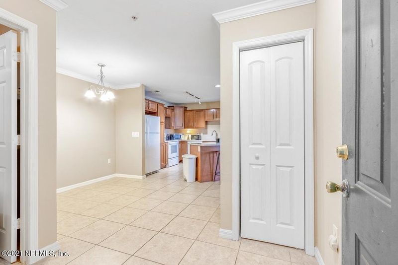 3591 Kernan Blvd #203, Jacksonville, FL 32224