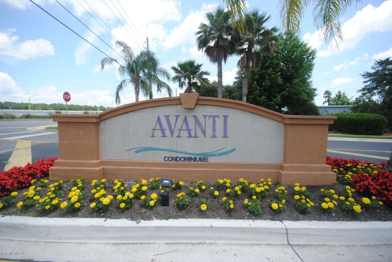 3591 Kernan Blvd S #301, Jacksonville, FL 32224