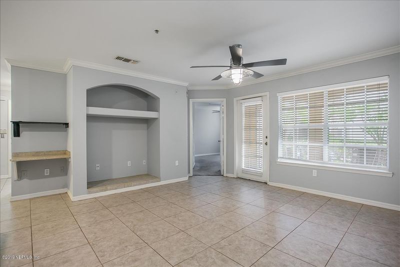 3591 Kernan Blvd S #304, Jacksonville, FL 32224