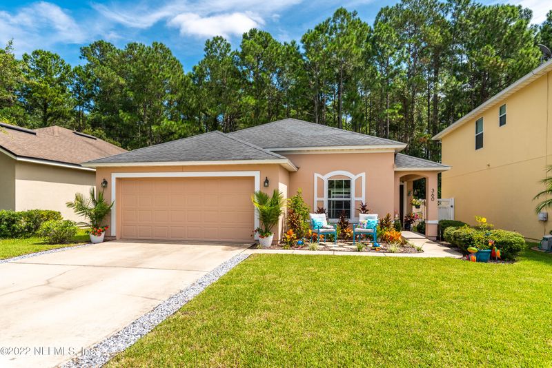 360 Candlebark Dr, Jacksonville, FL 32225