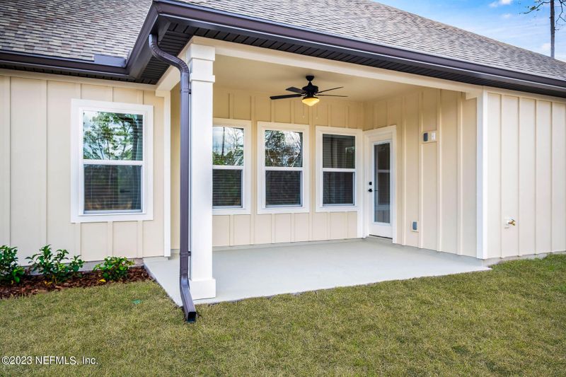 36047 Pitch Ln, Hilliard, FL 32046