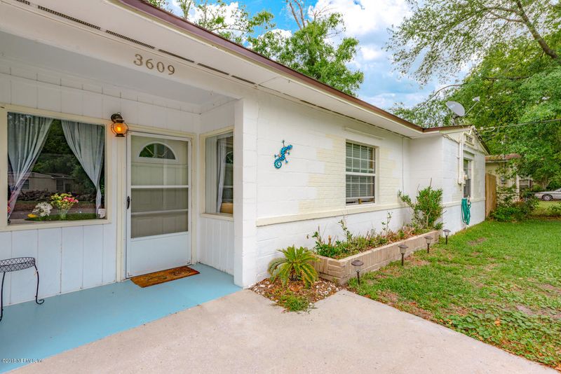 3609 Calla Dr, Jacksonville, FL 32207
