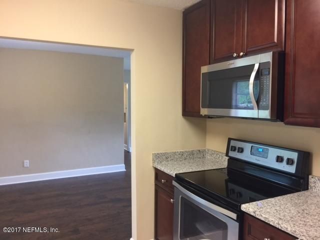 3621 Mimosa Dr, Jacksonville, FL 32207