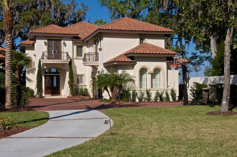 3621 Windmoor Dr, Jacksonville, FL 32217