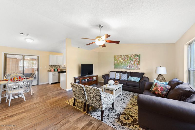 3628 Eunice Rd, Jacksonville, FL 32250