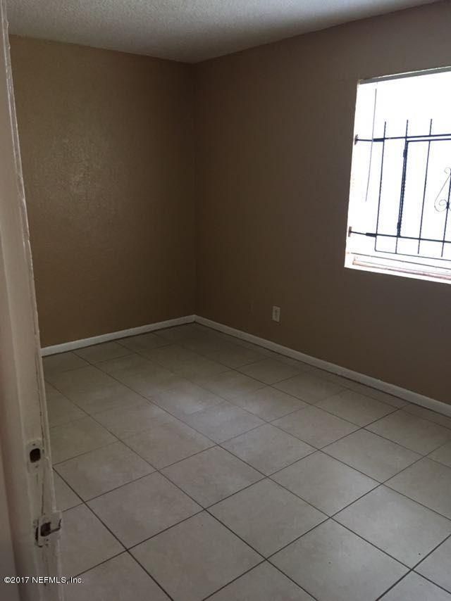 3630 Lionell St, Jacksonville, FL 32209