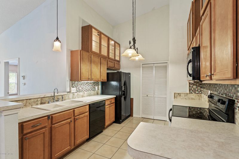 3641 Kirkpatrick Cir #12, Jacksonville, FL 32210
