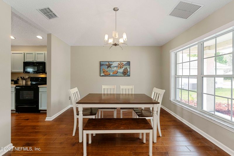 3643 Eagle Ridge Dr, Jacksonville, FL 32224
