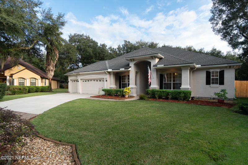 3653 Thousand Oaks Dr, Orange Park, FL 32065