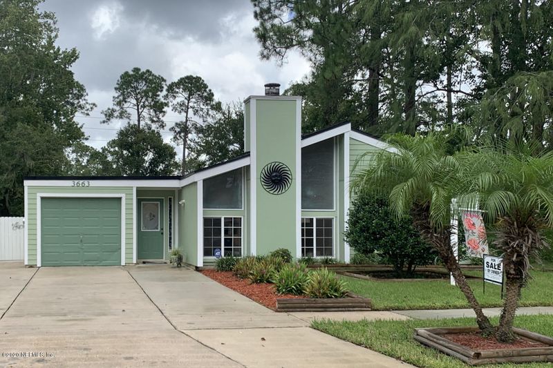 3663 Ballestero Dr N, Jacksonville, FL 32257