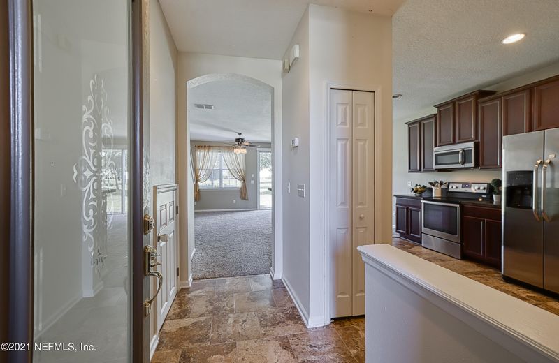 3665 Creswick Cir #B, Orange Park, FL 32065