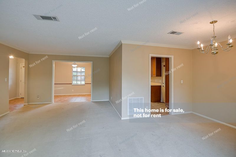 3668 San Viscaya Dr, Jacksonville, FL 32217
