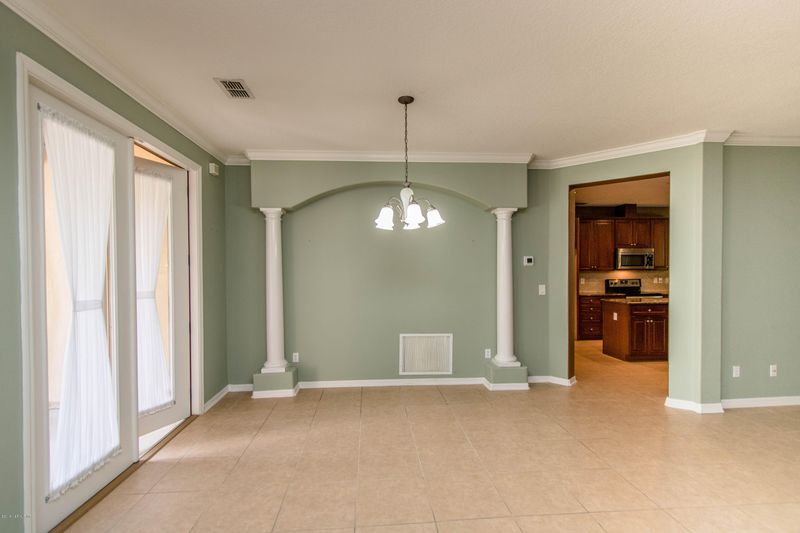 3675 Thousand Oaks Dr, Orange Park, FL 32065