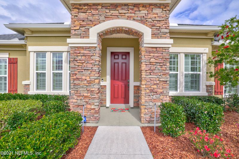 3689 Burnt Pine Dr, Jacksonville, FL 32224