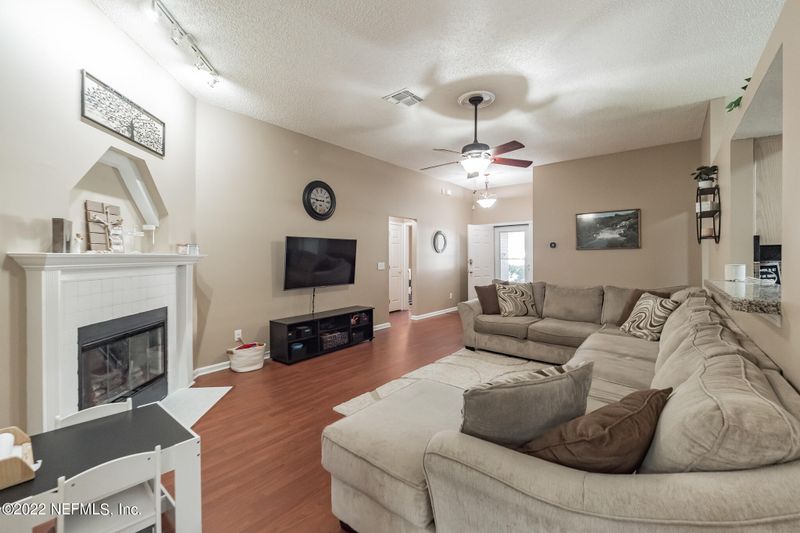 3699 Sea Hawk St E, Jacksonville, FL 32224