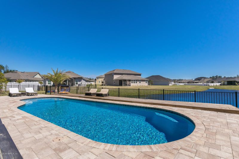 37 Bagpipe Ct, St Johns, FL 32259