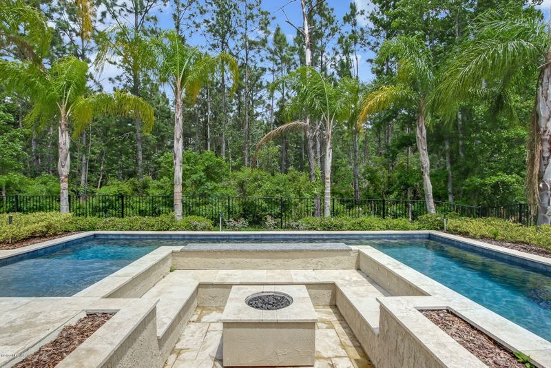 37 Orchard Ln, St Augustine, FL 32095